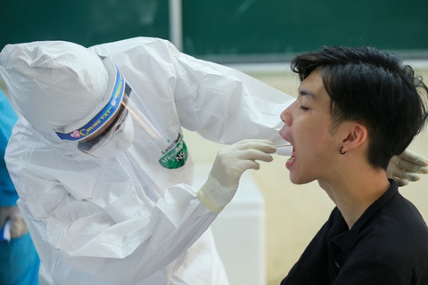 50 ngày Việt Nam không có ca COVID-19 từ cộng đồng, thêm 1 ca nhập cảnh - Ảnh 1. 50 ngày Việt Nam không có ca COVID-19 từ cộng đồng, thêm 1 ca nhập cảnh - Ảnh 1.
