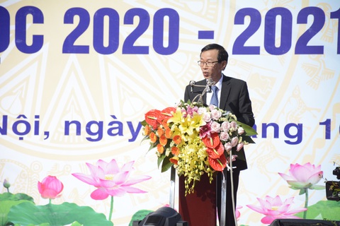 Thông điệp của Hiệu trưởng ĐH Sư phạm Hà Nội với tân sinh viên: Hãy bắt đầu từ tình yêu thương - Ảnh 1. Thông điệp của Hiệu trưởng ĐH Sư phạm Hà Nội với tân sinh viên: Hãy bắt đầu từ tình yêu thương - Ảnh 1.