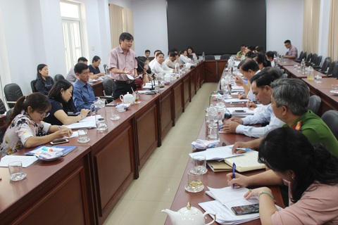 Cà rốt mua củ xấu xấu chút chứ không dám mua củ đẹp... - Ảnh 1. Cà rốt mua củ xấu xấu chút chứ không dám mua củ đẹp... - Ảnh 1.
