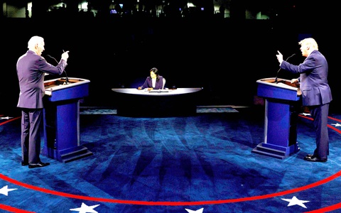 Hai ông Donald Trump và Joe Biden, ai thắng ở cuộc tranh luận cuối cùng? - Ảnh 1. Hai ông Donald Trump và Joe Biden, ai thắng ở cuộc tranh luận cuối cùng? - Ảnh 1.