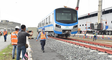 Mỗi tuyến metro giúp giảm 39 đến 56 tấn khí thải CO2 mỗi năm - Ảnh 1. Mỗi tuyến metro giúp giảm 39 đến 56 tấn khí thải CO2 mỗi năm - Ảnh 1.