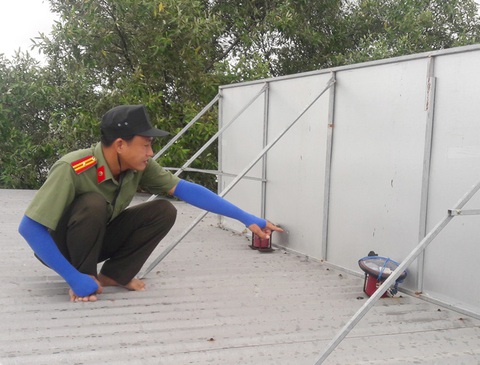 4 tàu cá gỡ thiết bị giám sát hành trình để đối phó cơ quan chức năng - Ảnh 1. 4 tàu cá gỡ thiết bị giám sát hành trình để đối phó cơ quan chức năng - Ảnh 1.