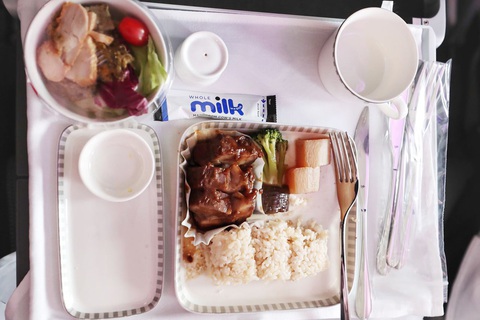 Mặc kệ COVID-19, xin mời thỏa mãn giấc mơ bay - Ảnh 5. Mặc kệ COVID-19, xin mời thỏa mãn giấc mơ bay - Ảnh 5.