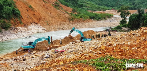 Trở lại Rào Trăng 3 tìm 13 người mất tích - Ảnh 1. Trở lại Rào Trăng 3 tìm 13 người mất tích - Ảnh 1.