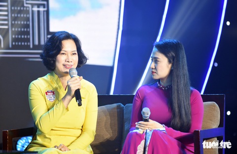 Tri ân Tuyến đầu chống dịch: Nặng thương hai tiếng đồng bào - Ảnh 4. Tri ân Tuyến đầu chống dịch: Nặng thương hai tiếng đồng bào - Ảnh 4.