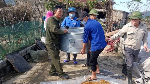 Hà Tĩnh đã hứng đợt mưa chưa từng có từ năm 1960 - Ảnh 1. Hà Tĩnh đã hứng đợt mưa chưa từng có từ năm 1960 - Ảnh 1.