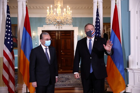 Azerbaijan và Armenia đạt được thỏa thuận ngừng bắn mới, áp dụng từ 26-10 - Ảnh 2. Azerbaijan và Armenia đạt được thỏa thuận ngừng bắn mới, áp dụng từ 26-10 - Ảnh 2.