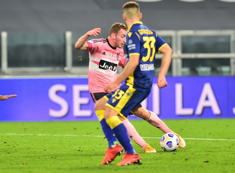 Sao trẻ vào sân từ ghế dự bị lập công cứu Juventus trước Verona - Ảnh 4. Sao trẻ vào sân từ ghế dự bị lập công cứu Juventus trước Verona - Ảnh 4.