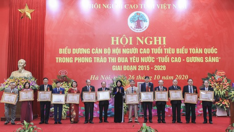 Bảo đảm người cao tuổi có cơ hội hưởng thụ các thành quả phát triển - Ảnh 1. Bảo đảm người cao tuổi có cơ hội hưởng thụ các thành quả phát triển - Ảnh 1.