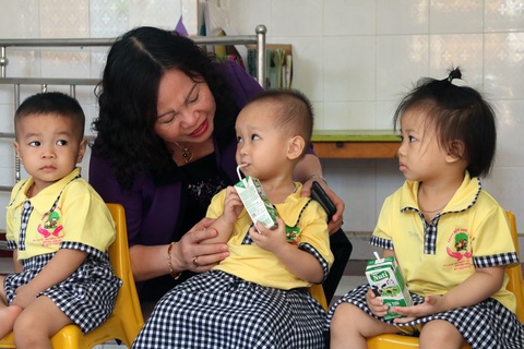 Khuyến khích doanh nghiệp Đồng Nai xây trường, lớp cho con em công nhân - Ảnh 1. Khuyến khích doanh nghiệp Đồng Nai xây trường, lớp cho con em công nhân - Ảnh 1.