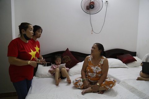 Khẩn trương cứu dân trong ‘thời gian vàng’ - Ảnh 2. Khẩn trương cứu dân trong ‘thời gian vàng’ - Ảnh 2.