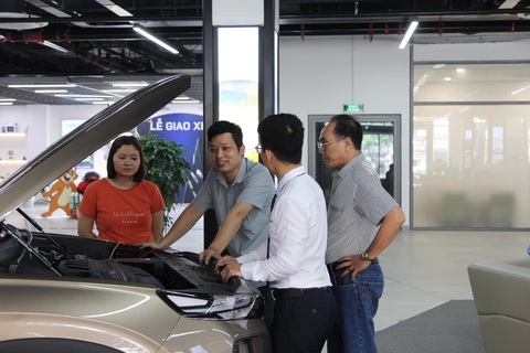 Giá xe hơi mùa dịch: Cần có chính sách giảm thuế dài hơi - Ảnh 1. Giá xe hơi mùa dịch: Cần có chính sách giảm thuế dài hơi - Ảnh 1.