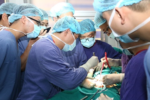 Làm chuyện ấy với tư thế độc, lạ, 2 người phải mổ cấp cứu - Ảnh 1. Làm chuyện ấy với tư thế độc, lạ, 2 người phải mổ cấp cứu - Ảnh 1.