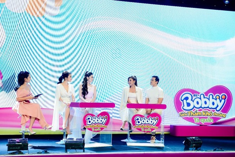 Những khoảnh khắc ấn tượng trong buổi livestream ra mắt siêu phẩm Tã quần Bobby - Ảnh 5. Những khoảnh khắc ấn tượng trong buổi livestream ra mắt siêu phẩm Tã quần Bobby - Ảnh 5.