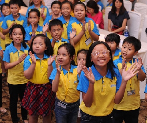 Tranh tài vẽ tranh về sức khỏe và cuộc sống - Ảnh 1. Tranh tài vẽ tranh về sức khỏe và cuộc sống - Ảnh 1.