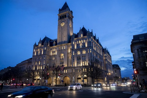 Ông Trump chọn khách sạn của chính mình ở Washington để ăn mừng tái đắc cử? - Ảnh 1. Ông Trump chọn khách sạn của chính mình ở Washington để ăn mừng tái đắc cử? - Ảnh 1.