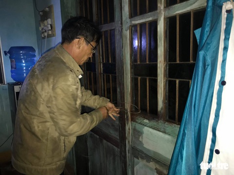 Miền Trung trắng đêm đón bão - Ảnh 9. Miền Trung trắng đêm đón bão - Ảnh 9.
