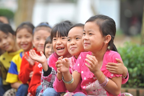 Hạnh phúc nằm ở nụ cười, đừng cứ đi tìm hoài đâu đó - Ảnh 1. Hạnh phúc nằm ở nụ cười, đừng cứ đi tìm hoài đâu đó - Ảnh 1.