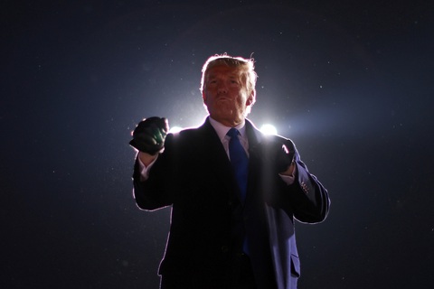 Ông Trump vượt đối thủ Biden trong thăm dò ở một số bang - Ảnh 1. Ông Trump vượt đối thủ Biden trong thăm dò ở một số bang - Ảnh 1.