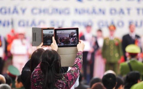 Nhìn lại quy trình, tiêu chuẩn xét giáo sư - Kỳ 2: Đau đầu bài báo quốc tế - Ảnh 1. Nhìn lại quy trình, tiêu chuẩn xét giáo sư - Kỳ 2: Đau đầu bài báo quốc tế - Ảnh 1.
