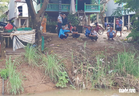 Dừng dự án nạo vét sông Hậu mà dân đòi ‘tuyên chiến’ nếu triển khai - Ảnh 3. Dừng dự án nạo vét sông Hậu mà dân đòi ‘tuyên chiến’ nếu triển khai - Ảnh 3.