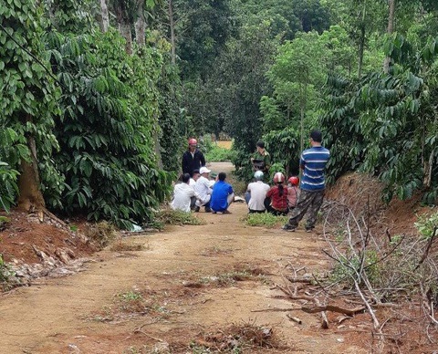 Đắk Nông: 3 cha con chết thảm trong chòi rẫy cách nhà 5km - Ảnh 1. Đắk Nông: 3 cha con chết thảm trong chòi rẫy cách nhà 5km - Ảnh 1.
