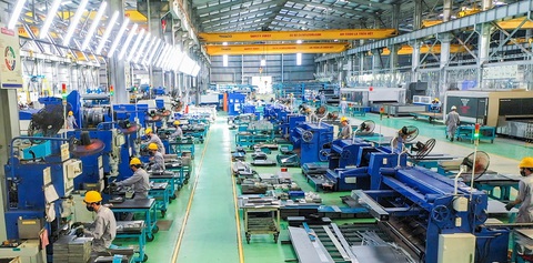 Thaco Chu Lai hoạt động ngay sau bão số 9 nhờ phòng chống hiệu quả - Ảnh 3. Thaco Chu Lai hoạt động ngay sau bão số 9 nhờ phòng chống hiệu quả - Ảnh 3.