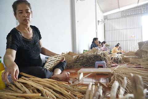 Lao động nông thôn thoát nghèo nhờ học nghề - Ảnh 1. Lao động nông thôn thoát nghèo nhờ học nghề - Ảnh 1.