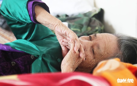 Mưa trắng trời, đường phố như sông, người dân Hà Tĩnh nháo nhào di tản - Ảnh 10. Mưa trắng trời, đường phố như sông, người dân Hà Tĩnh nháo nhào di tản - Ảnh 10.