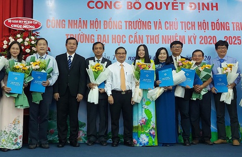 GS.TS Nguyễn Thanh Phương làm chủ tịch Hội đồng trường ĐH Cần Thơ - Ảnh 1. GS.TS Nguyễn Thanh Phương làm chủ tịch Hội đồng trường ĐH Cần Thơ - Ảnh 1.