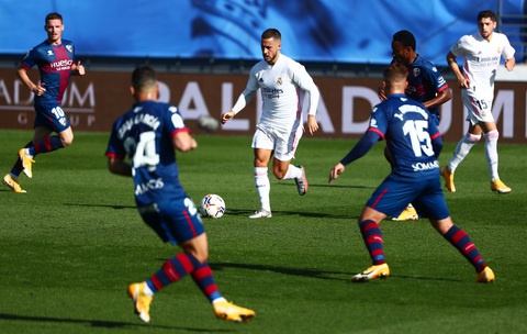 Vừa tái xuất, Hazard đã ghi siêu phẩm đưa Real Madrid trở lại ngôi đầu - Ảnh 3. Vừa tái xuất, Hazard đã ghi siêu phẩm đưa Real Madrid trở lại ngôi đầu - Ảnh 3.