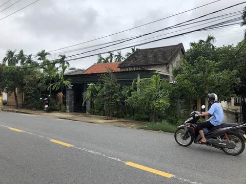 Chính quyền dây dưa thi hành án vì vướng quy định - Ảnh 1. Chính quyền dây dưa thi hành án vì vướng quy định - Ảnh 1.