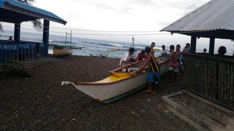 Philippines sơ tán hơn1 triệu dân tránh ‘siêu bão mạnh nhất thế giới Goni - Ảnh 4. Philippines sơ tán hơn1 triệu dân tránh ‘siêu bão mạnh nhất thế giới Goni - Ảnh 4.