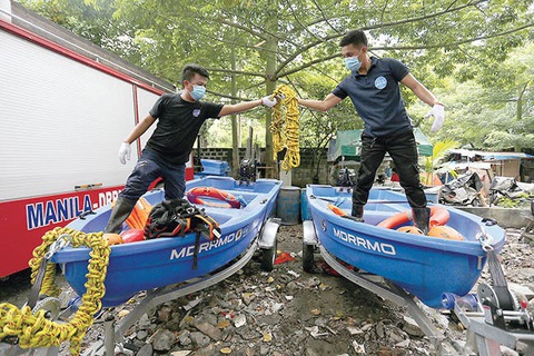 Philippines sơ tán hơn1 triệu dân tránh ‘siêu bão mạnh nhất thế giới Goni - Ảnh 5. Philippines sơ tán hơn1 triệu dân tránh ‘siêu bão mạnh nhất thế giới Goni - Ảnh 5.