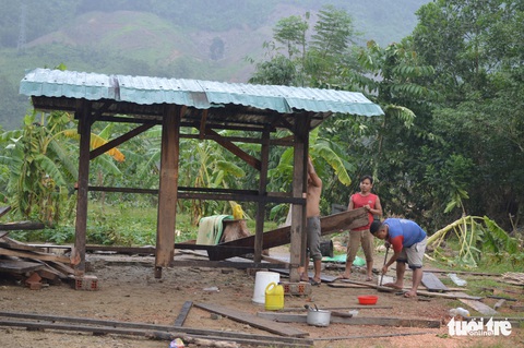Làm lại cuộc đời trong khó khăn, hoang tàn chưa từng nghĩ tới - Ảnh 11. Làm lại cuộc đời trong khó khăn, hoang tàn chưa từng nghĩ tới - Ảnh 11.