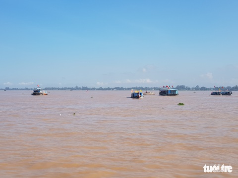 An Giang thả trên 18 tấn cá về sông để tái tạo nguồn lợi thủy sản - Ảnh 7. An Giang thả trên 18 tấn cá về sông để tái tạo nguồn lợi thủy sản - Ảnh 7.
