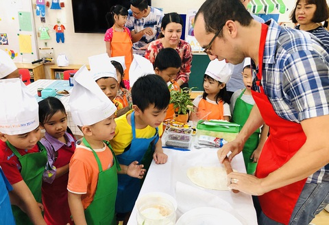 Khi phụ huynh mầm non đứng lớp - Ảnh 1. Khi phụ huynh mầm non đứng lớp - Ảnh 1.