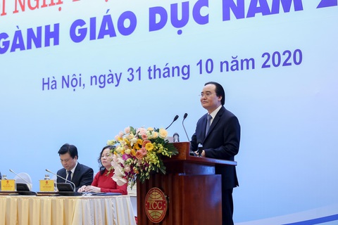 Bộ trưởng Phùng Xuân Nhạ kêu gọi ủng hộ sách, vở cho thầy, trò miền Trung - Ảnh 1. Bộ trưởng Phùng Xuân Nhạ kêu gọi ủng hộ sách, vở cho thầy, trò miền Trung - Ảnh 1.