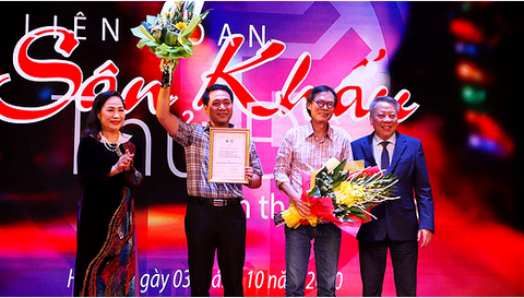 Kịch của Xuân Trình, Lưu Quang Vũ cùng giành giải vàng - Ảnh 1. Kịch của Xuân Trình, Lưu Quang Vũ cùng giành giải vàng - Ảnh 1.