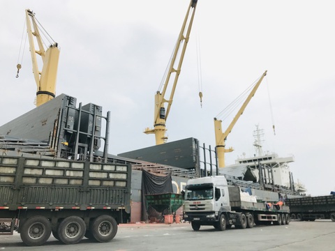 Thủ tướng chỉ đạo nâng tĩnh không các cầu thấp cản trở giao thông thủy - Ảnh 1. Thủ tướng chỉ đạo nâng tĩnh không các cầu thấp cản trở giao thông thủy - Ảnh 1.