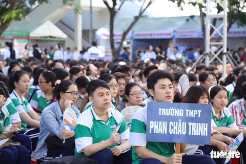 Điểm chuẩn vào Đại học Đà Nẵng tăng 2-4 điểm, cao nhất 27,5 điểm - Ảnh 1. Điểm chuẩn vào Đại học Đà Nẵng tăng 2-4 điểm, cao nhất 27,5 điểm - Ảnh 1.