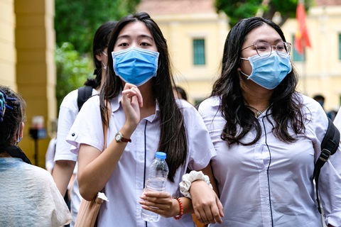 Bắc Ninh xét nghiệm COVID-19 cho toàn bộ 16.000 thí sinh thi tốt nghiệp THPT - Ảnh 1. Bắc Ninh xét nghiệm COVID-19 cho toàn bộ 16.000 thí sinh thi tốt nghiệp THPT - Ảnh 1.