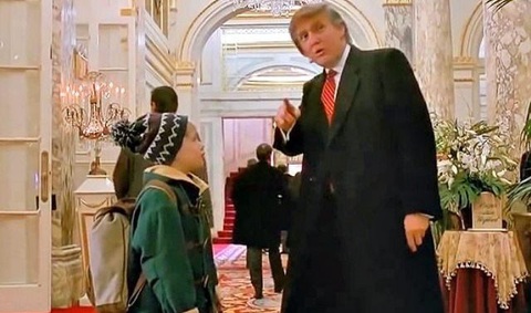 Tổng thống Trump: 13 phim điện ảnh, 20 show truyền hình, 3 giải Mâm xôi vàng - Ảnh 1. Tổng thống Trump: 13 phim điện ảnh, 20 show truyền hình, 3 giải Mâm xôi vàng - Ảnh 1.