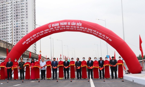 Khánh thành cầu qua hồ Linh Đàm và nhánh kết nối đường vành đai 3 trên cao - Ảnh 2. Khánh thành cầu qua hồ Linh Đàm và nhánh kết nối đường vành đai 3 trên cao - Ảnh 2.
