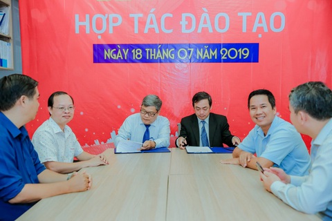 Vẫn còn cơ hội vào các đại học top thông qua xét tuyển vào ICH & liên thông đại học - Ảnh 2. Vẫn còn cơ hội vào các đại học top thông qua xét tuyển vào ICH & liên thông đại học - Ảnh 2.