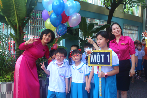 TP.HCM chỉ đạo về chương trình lớp 1 mới: giảm yêu cầu cần đạt với học sinh - Ảnh 1. TP.HCM chỉ đạo về chương trình lớp 1 mới: giảm yêu cầu cần đạt với học sinh - Ảnh 1.