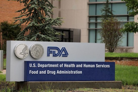 FDA ra hướng dẫn mới, làm mờ đi hi vọng cấp phép vắc xin COVID-19 trước bầu cử Mỹ - Ảnh 1. FDA ra hướng dẫn mới, làm mờ đi hi vọng cấp phép vắc xin COVID-19 trước bầu cử Mỹ - Ảnh 1.