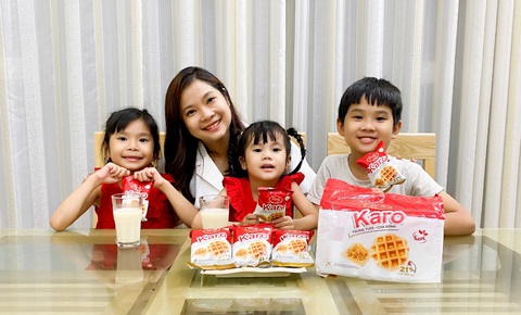 Bánh Karo trứng tươi chà bông - Món ăn nhẹ dinh dưỡng cho cả gia đình - Ảnh 3. Bánh Karo trứng tươi chà bông - Món ăn nhẹ dinh dưỡng cho cả gia đình - Ảnh 3.