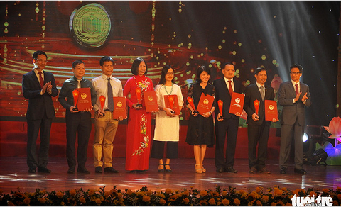 Giải thưởng Sách quốc gia 2020 vinh danh nhà thơ Quang Dũng - Ảnh 1. Giải thưởng Sách quốc gia 2020 vinh danh nhà thơ Quang Dũng - Ảnh 1.