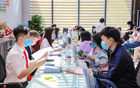 UEF dự kiến không xét bổ sung và xét học bạ đợt cuối đến 15-10 - Ảnh 3. UEF dự kiến không xét bổ sung và xét học bạ đợt cuối đến 15-10 - Ảnh 3.